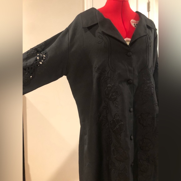 Vintage Floral Embroidered Gothic Full Length Oversized Duster / Trench Coat - Picture 4 of 16